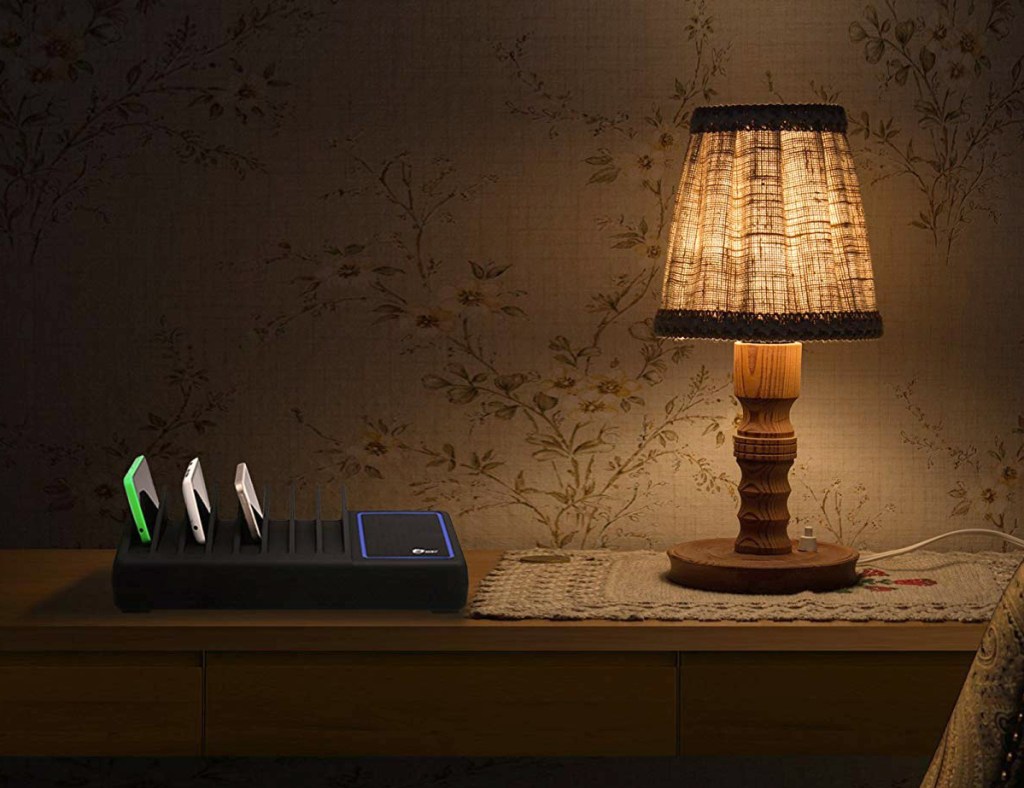 charging ipad dock station
