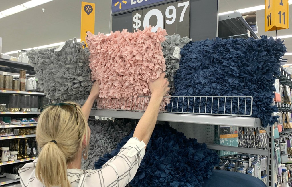 Decorative Throw Pillows
