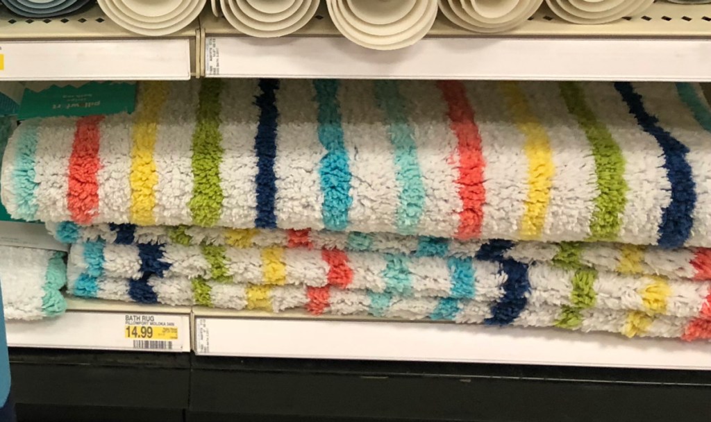 Pillowfort bath rug