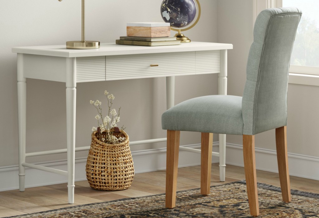 Threshold Cambridge Turned Leg Desk