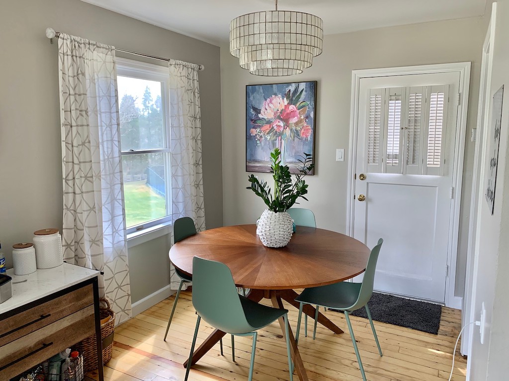 Collin's Guest House 