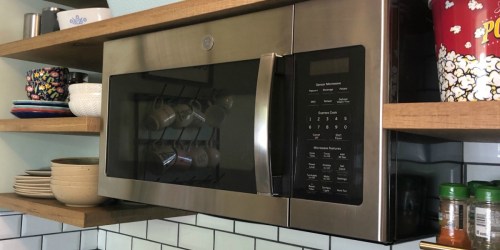 These Highly Rated Microwave Ovens are up to 69% Off at Lowe’s