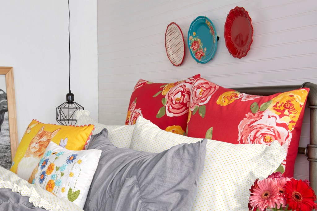 The Pioneer Woman Rose Oversized 26" x 26" Decorative Throw Pillow, Red