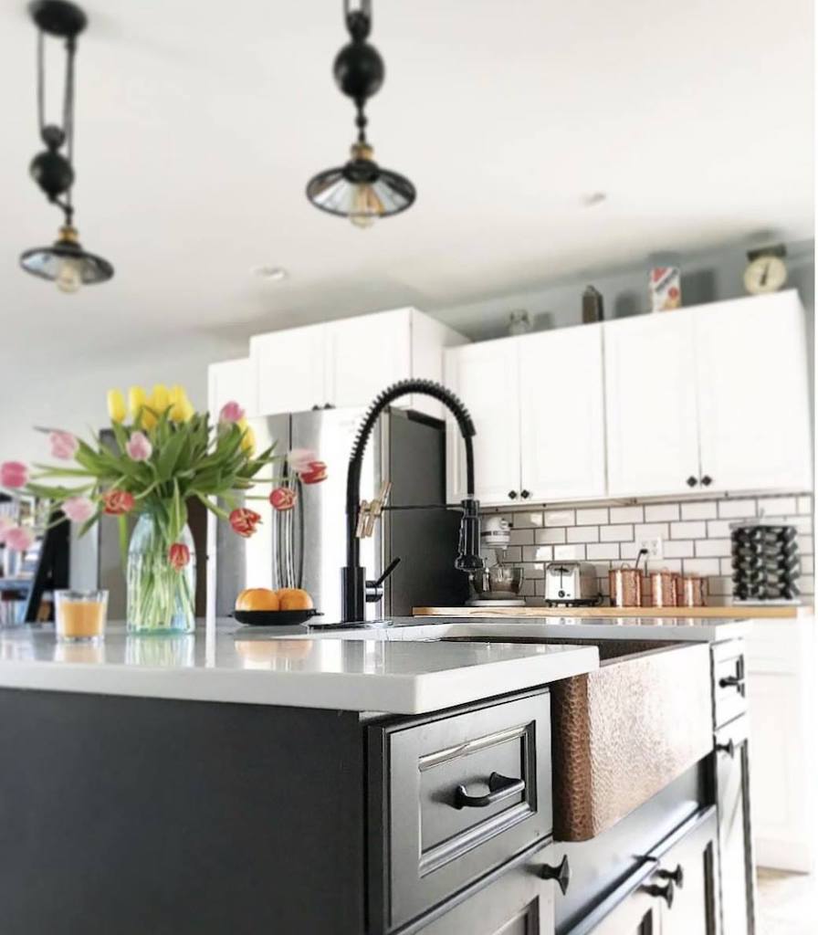 Copper Farmhouse sink in Farmhouse kitchen 