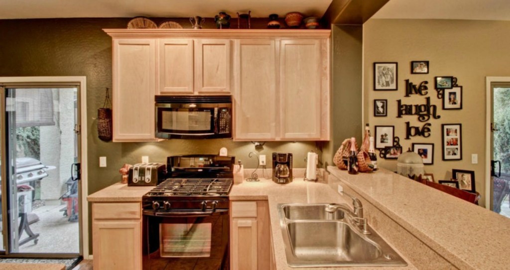 lina's kitchen before remodel