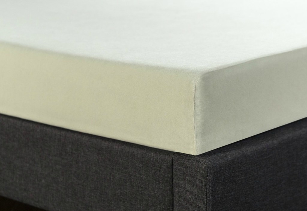 Zinus Ultima Comfort 6" Memory Foam Twin Mattress