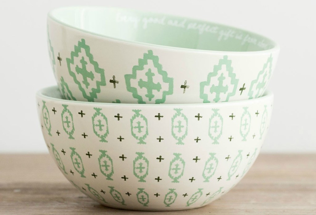 green white stacked bowls