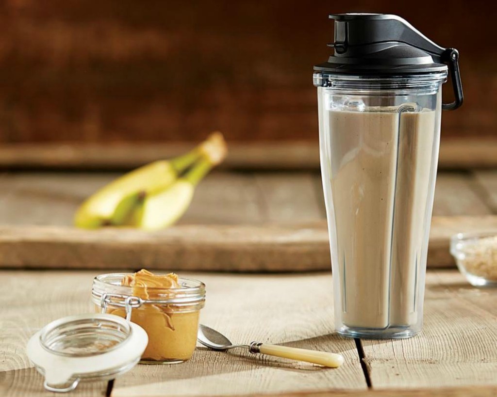 making nut butter in Vitamix