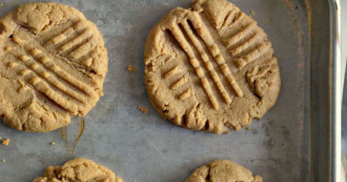 peanut butter keto cookies