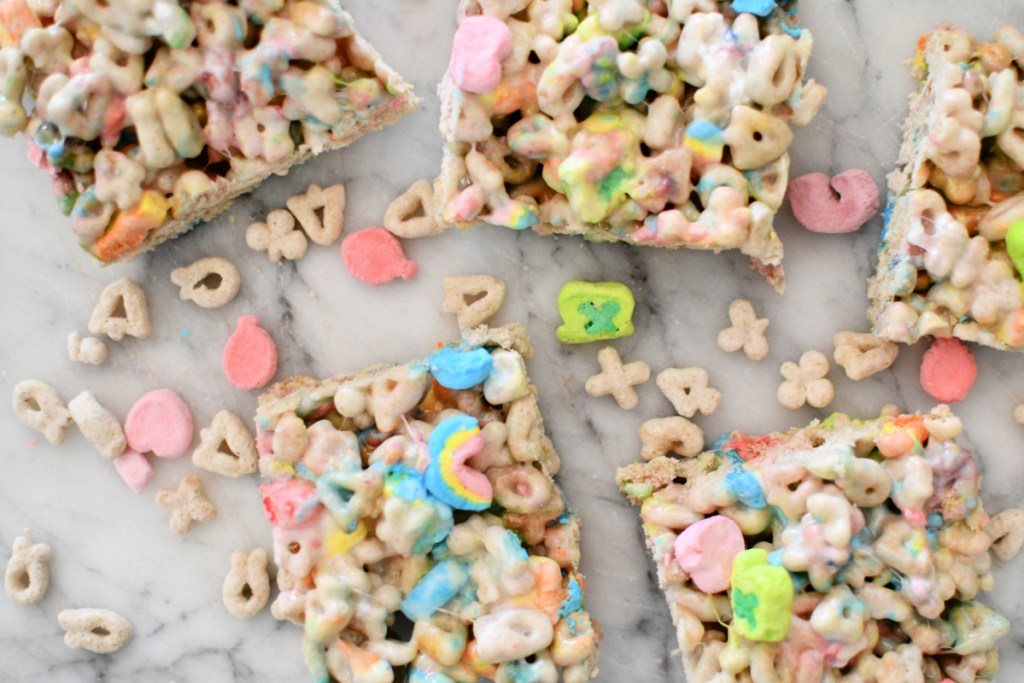 marshmallow lucky charms squares