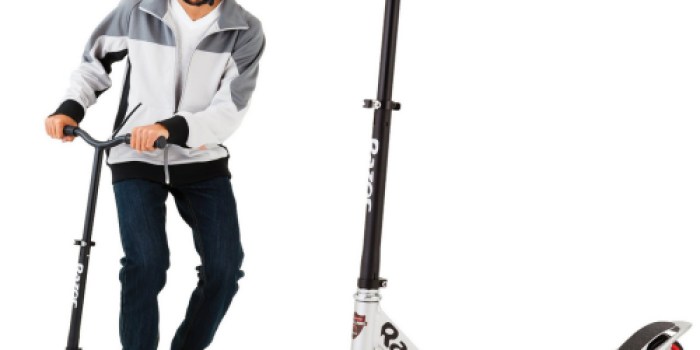 Amazon: *HOT* Razor Black Label R-Tec Kick Scooter Only $33.57 (Reg. $119.99)
