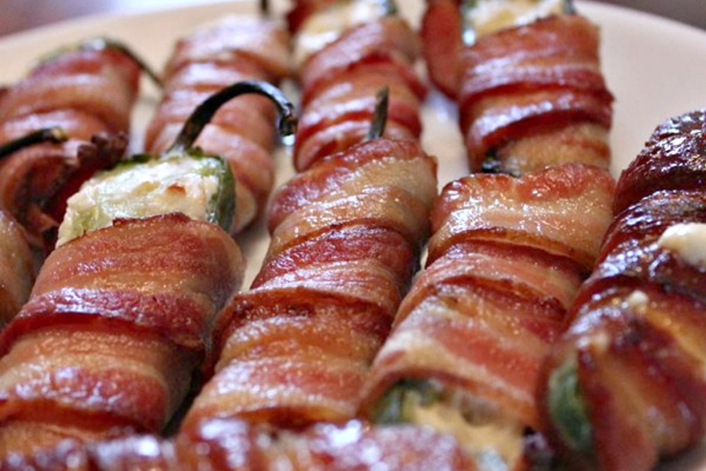 bacon wrapped jalapeno poppers