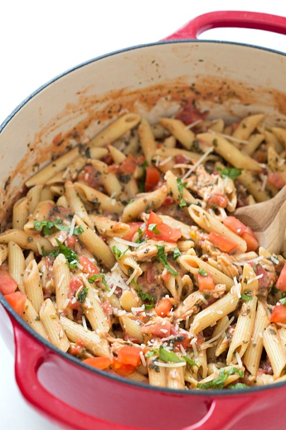 20 minute tuscan chicken with penne pasta