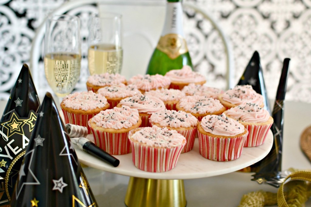 cake plate with champagne frosting new year's eve