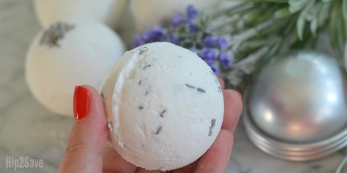 How to Make Homemade Bath Bombs (It’s Easy!)