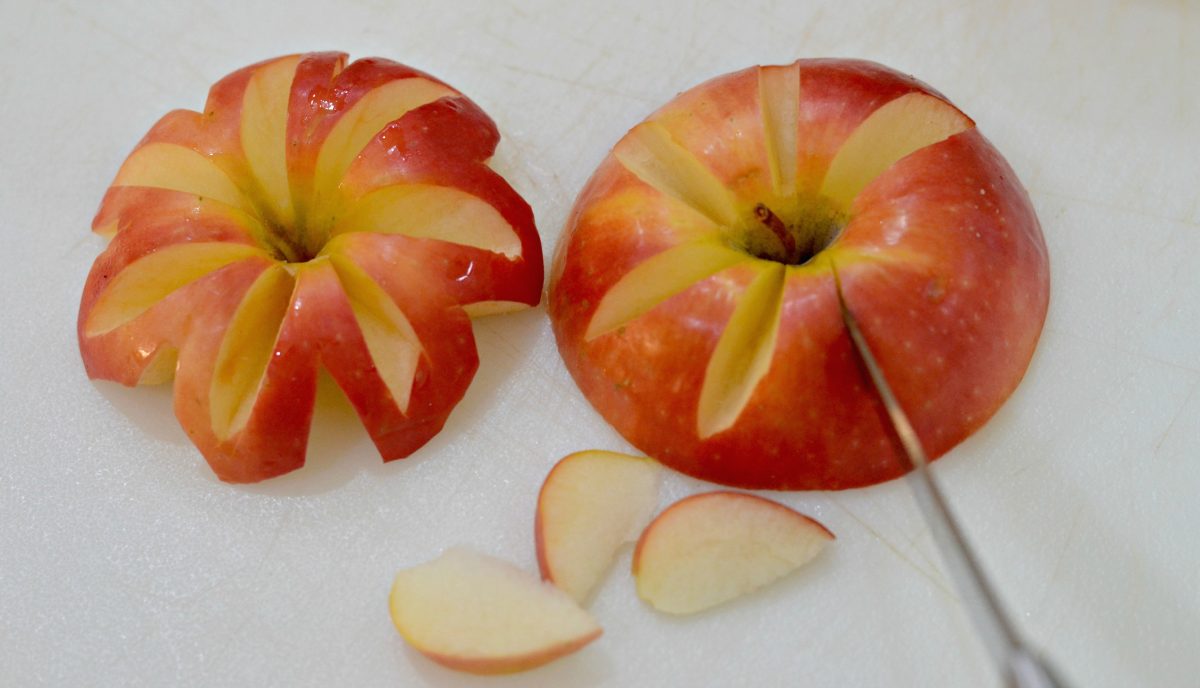 cutting apples into shapes