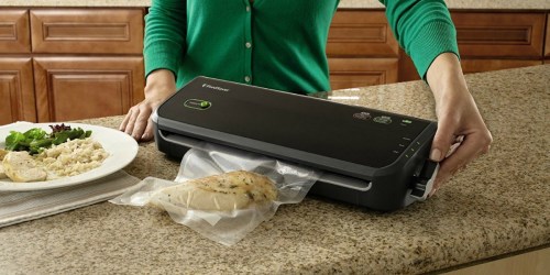 Amazon: FoodSaver Vacuum Sealing System $46.99 Shipped (Regularly $80) – Includes Starter Set