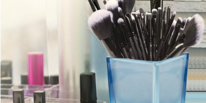 Amazon: USpicy 32 Piece Professional Makeup Brush Set Just $13.99 (Great Reviews)