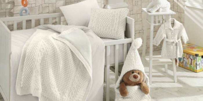 48% Off Crib Bedding 6-Piece Set (Includes Duvet Cover, Blanket, Sheets & More)