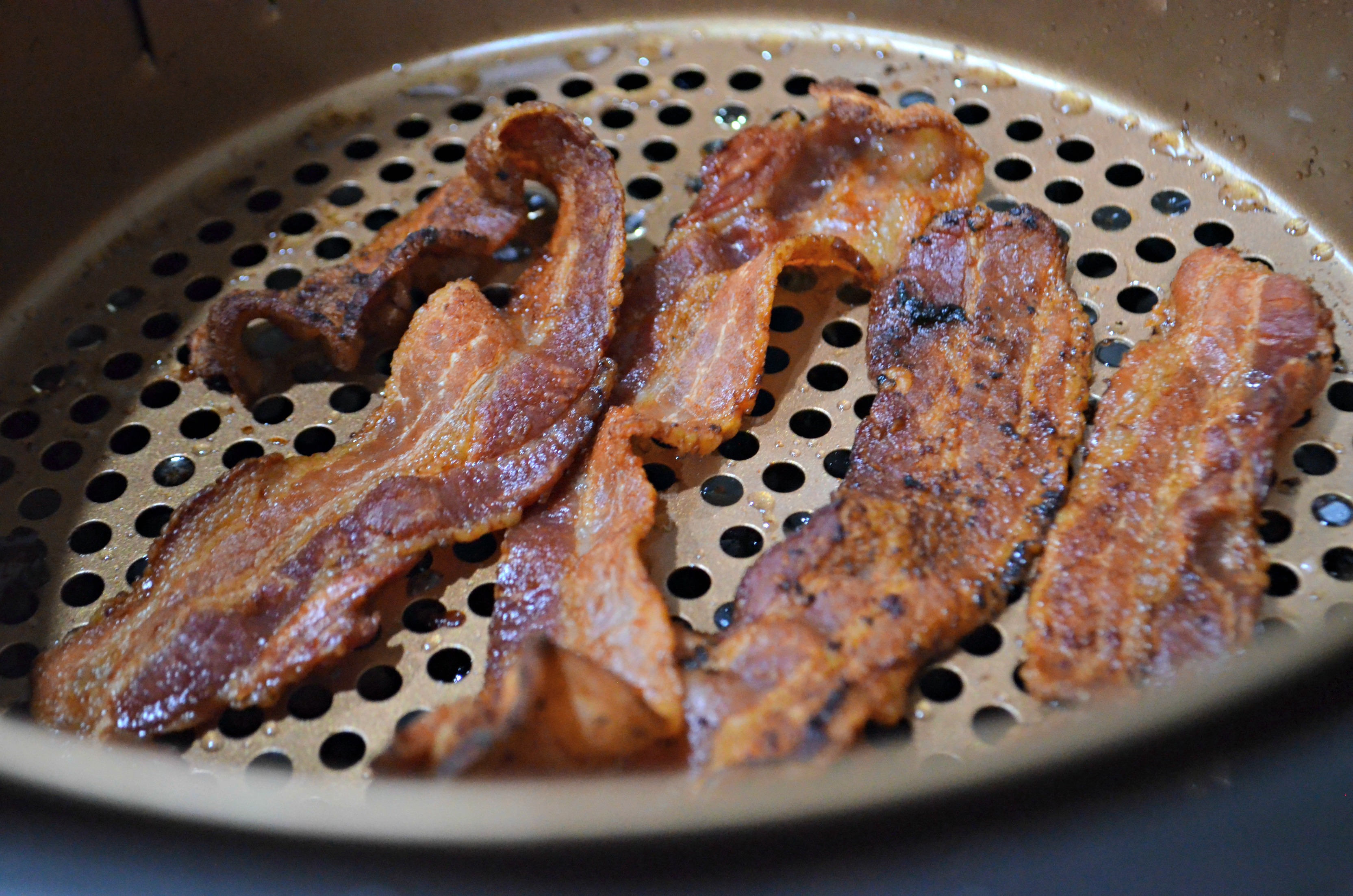 The result? Crispy, delicious bacon without the mess.