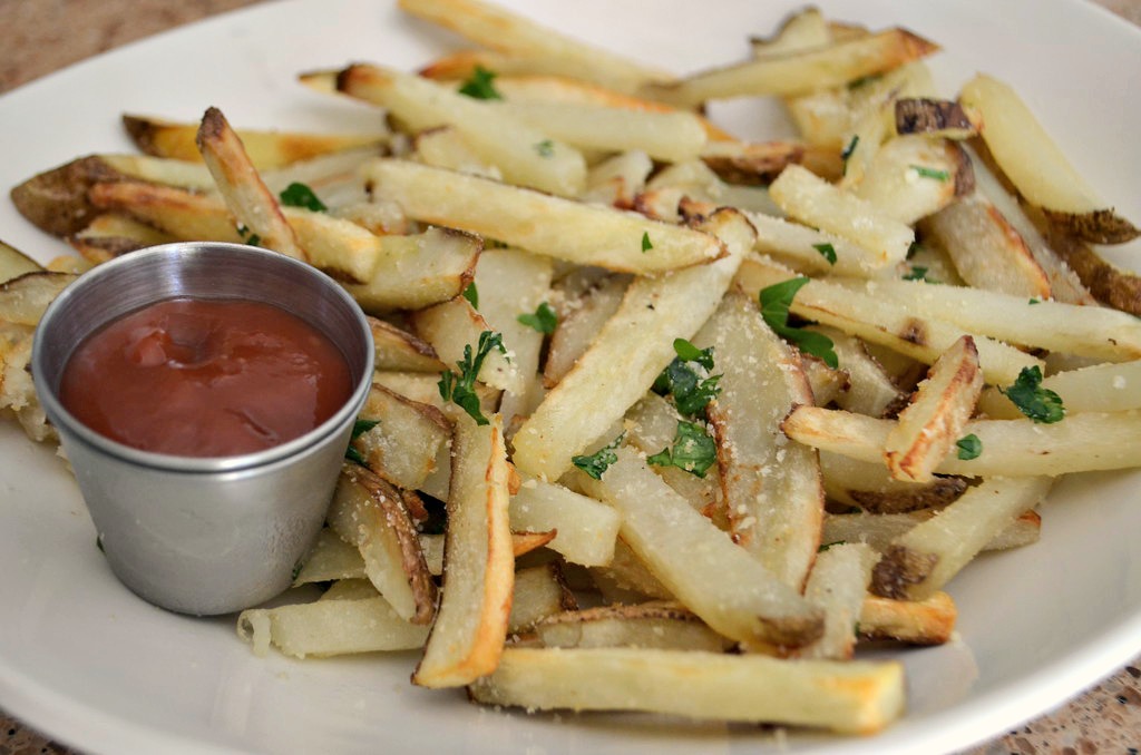 Serve your french fries with ketchup, fry sauce, or ranch dressing.
