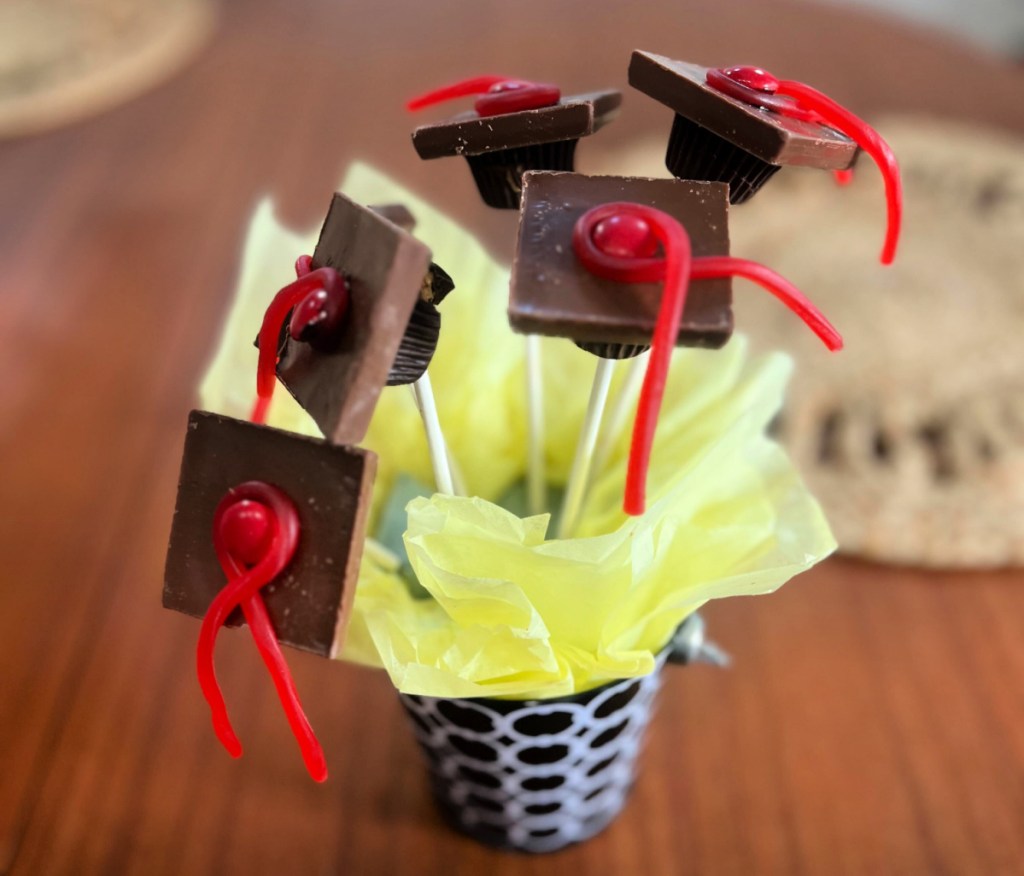 graduation bouquet using chocolate caps