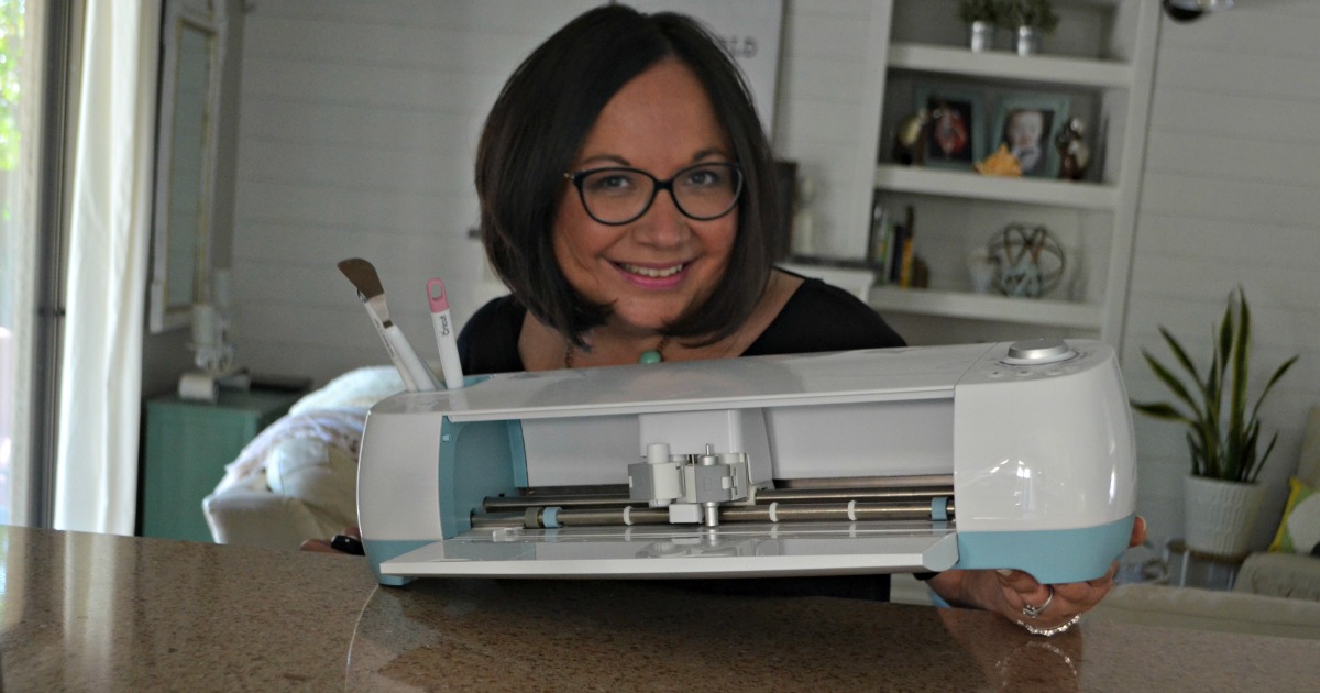 Lina with her Cricut