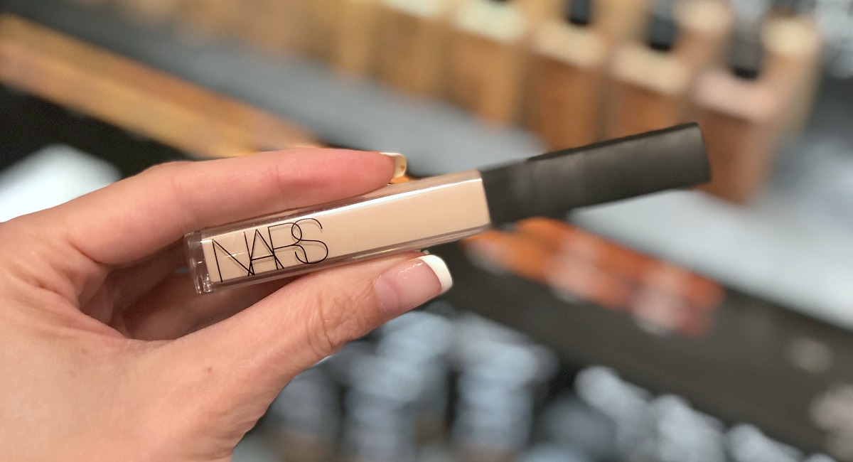 best undereye concealer — nars radiant creamy concealer