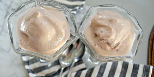 Easy Copycat Wendy’s Frosty Recipe (Just 3 Ingredients!)