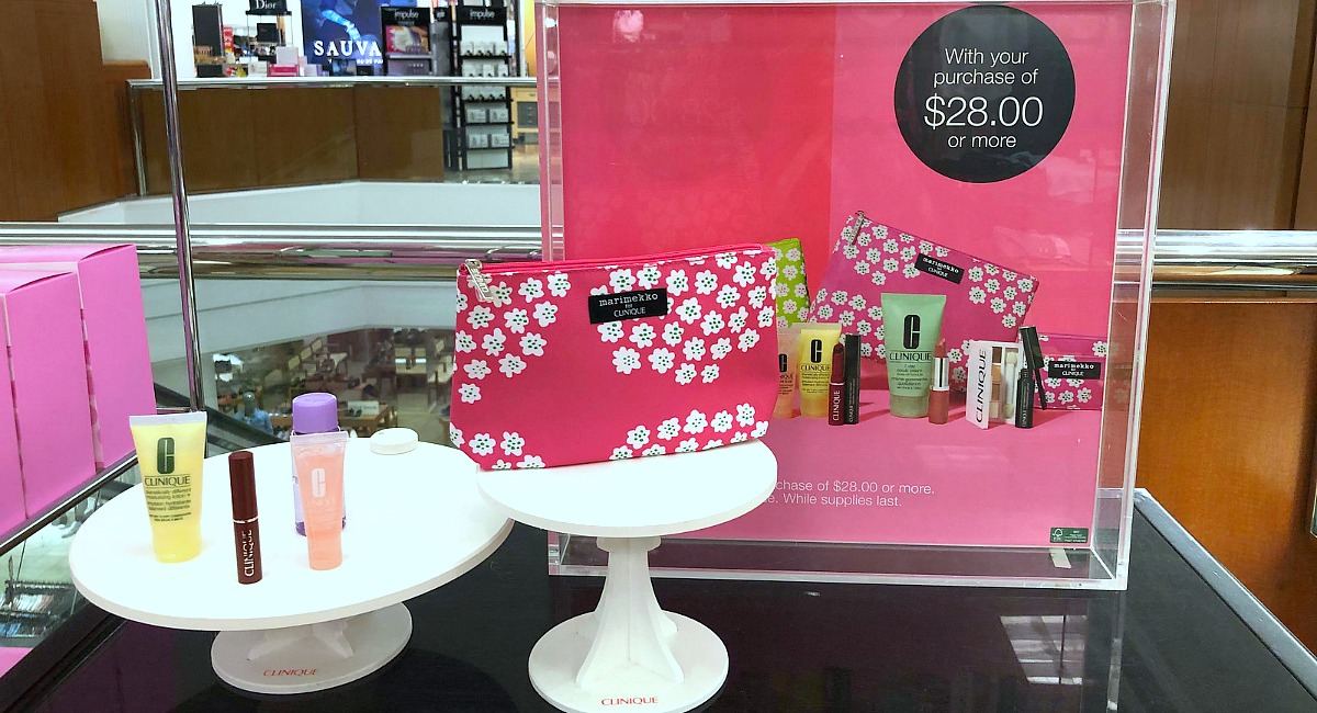 macy's shopping tips to save you money — free beauty sample bag with purchase