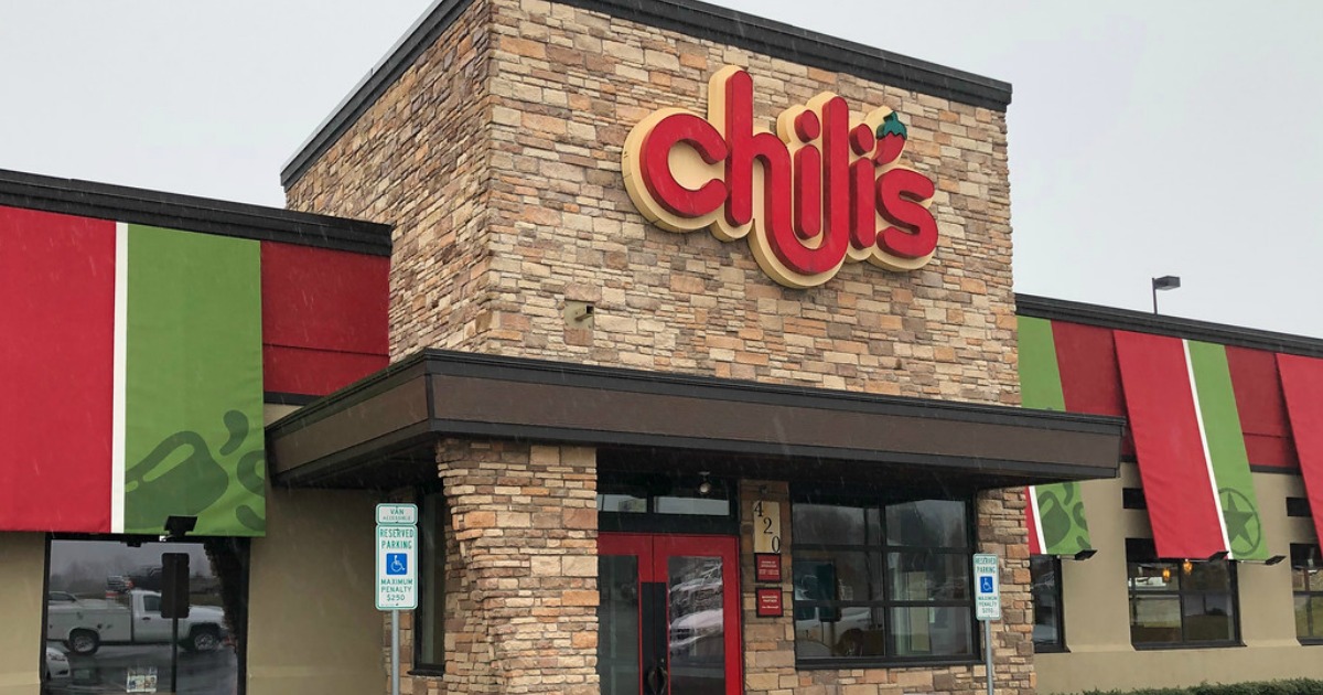 Chili's restaurant storefront