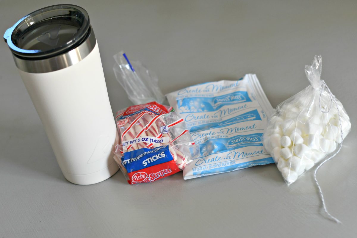 Hot cocoa enthusiast gift contents