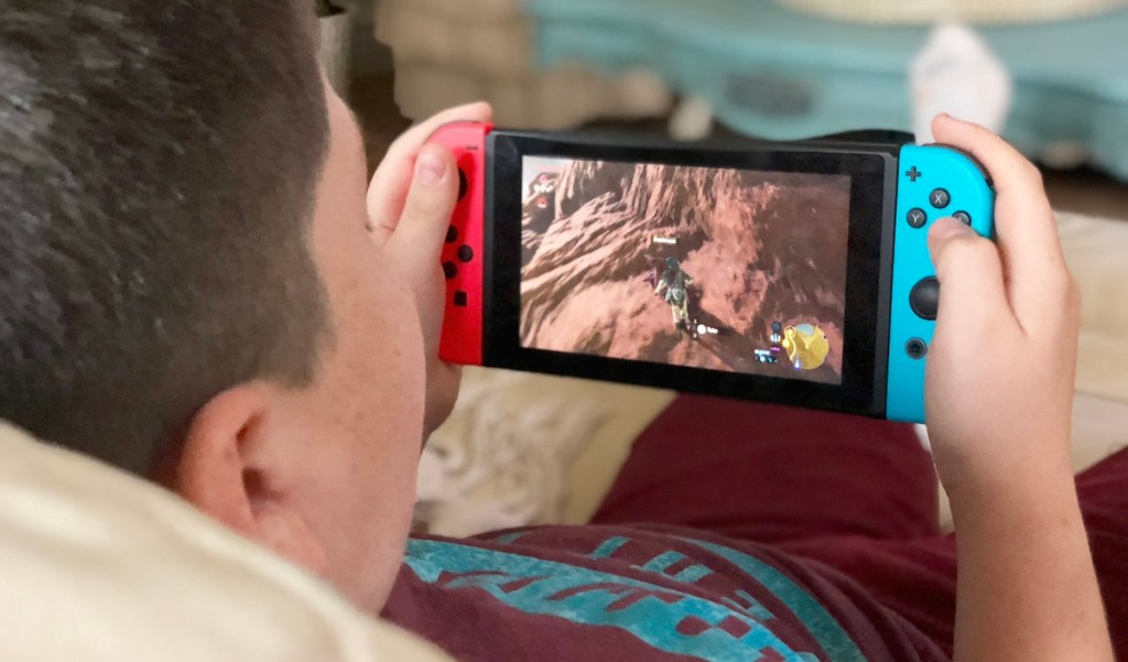 fortnite-nintendo-switch-teen-gift-guide