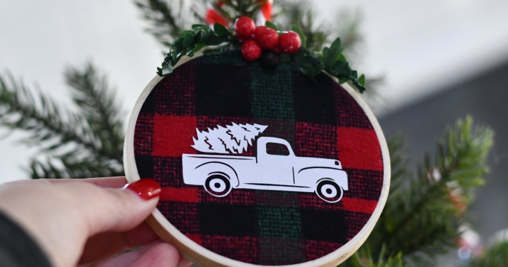 diy embroidery hoop ornaments