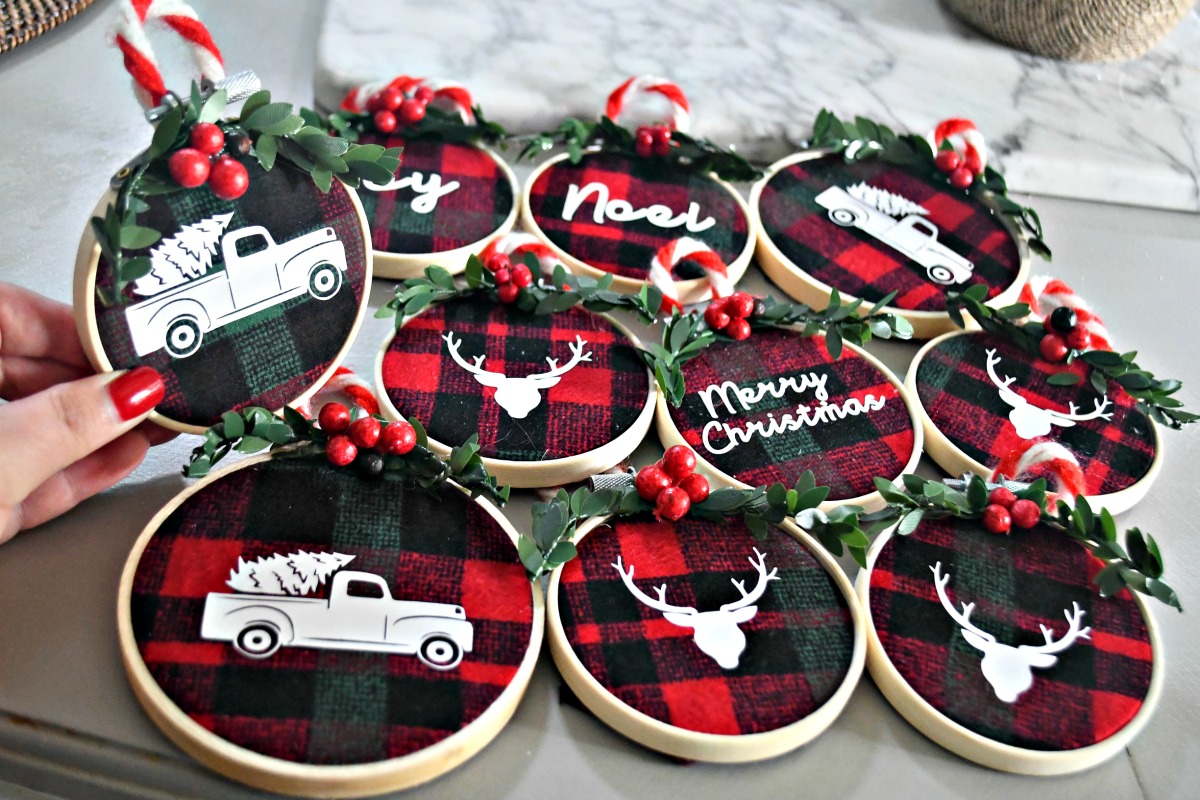 DIY Embroidery Hoop Christmas Ornaments – finished and in a group of 11