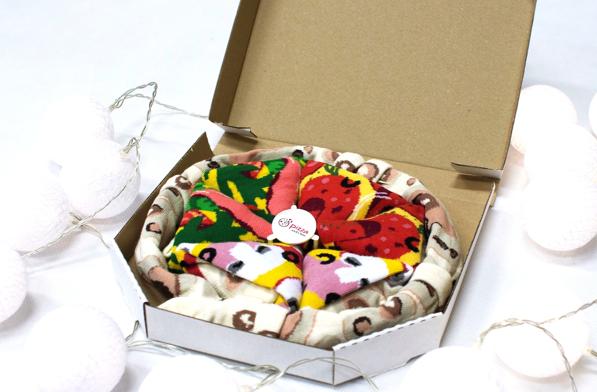 White Elephant Gifts, Gag Gifts, Funny Gift Ideas – pizza box socks