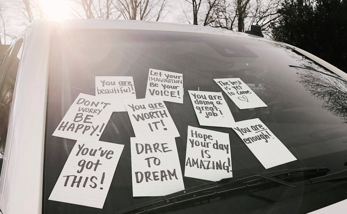 post it notes on car positive messages great attitude