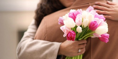 FREE Bouqs Valentine’s Day Bouquet w/ ANY Fandango Ticket Purchase