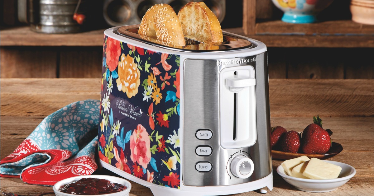 The Pioneer Woman toaster with bagels