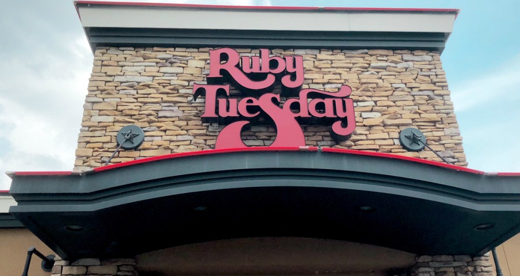 Ruby Tuesday store front