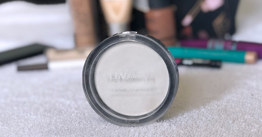 emily's makeup bag — ulta beauty translucent powder