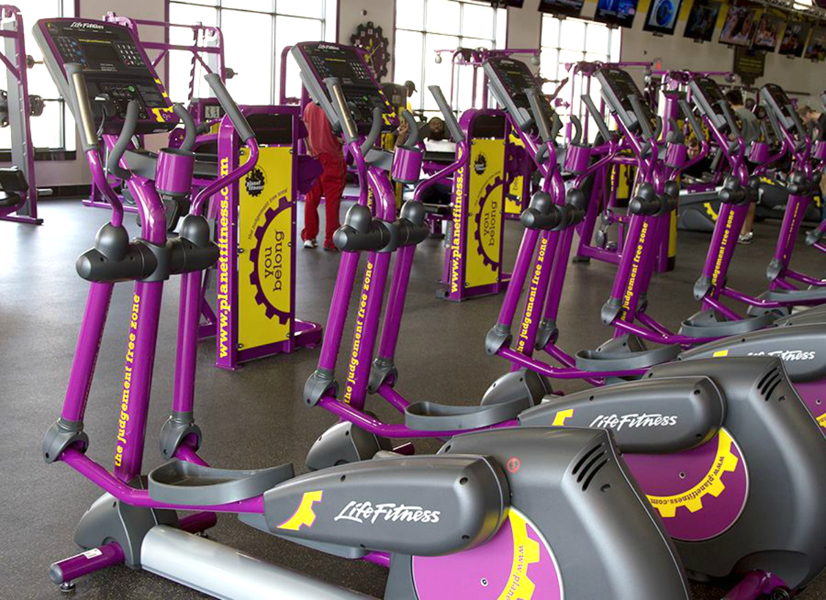 Planet Fitness exercise equipment lined up