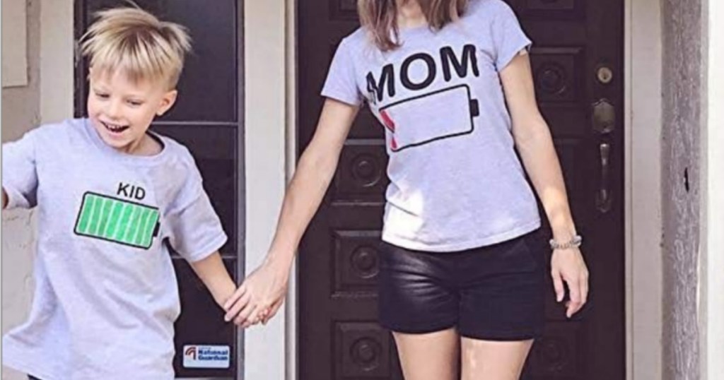 Mom battery t-shirt 