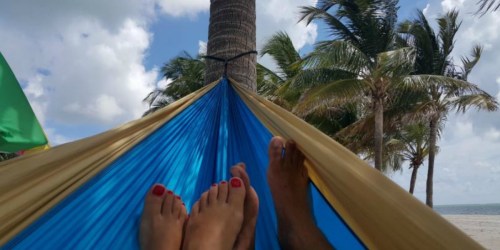 XL Double Parachute Hammock Only $19.99 on Amazon (Holds Up to 1,000 Pounds)