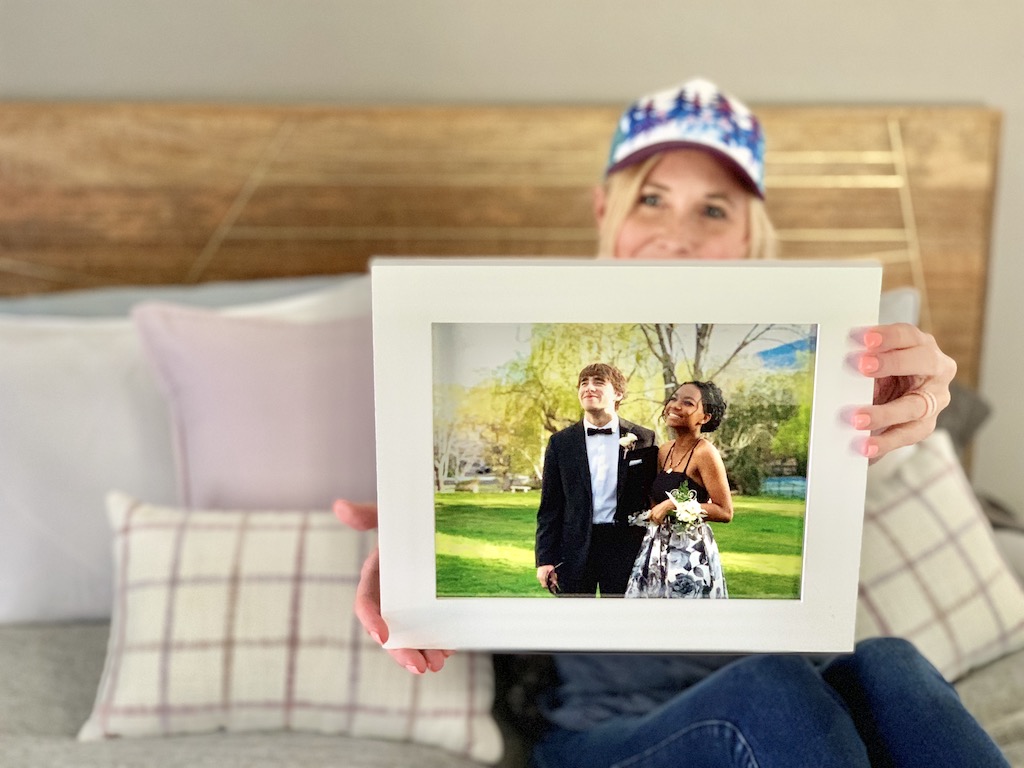 Photo print in 8x10 white frame 