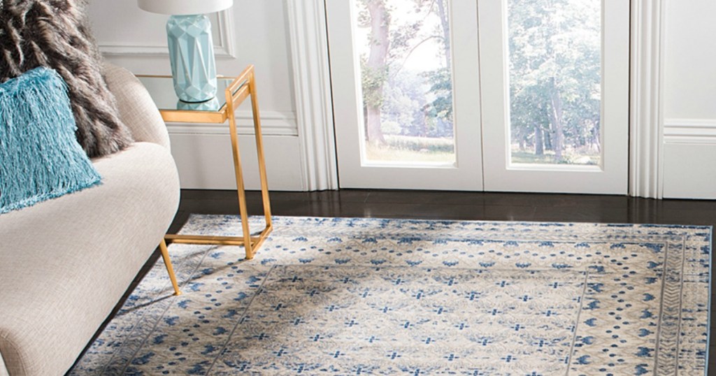 loving room with area rug 