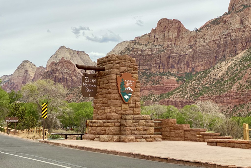 zion national park entrance