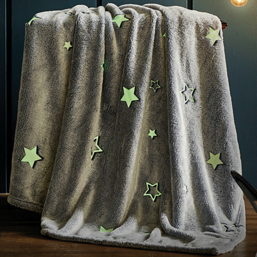 grey star-print throw blanket