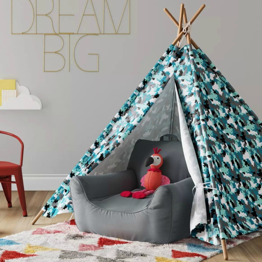 Camo-print teepee in room setup 