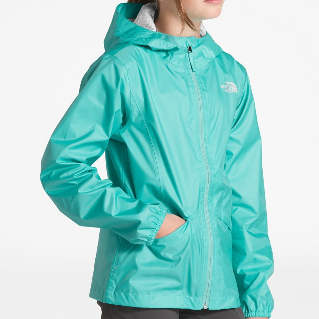 Girl wearing The North Face Zipline Hoodie